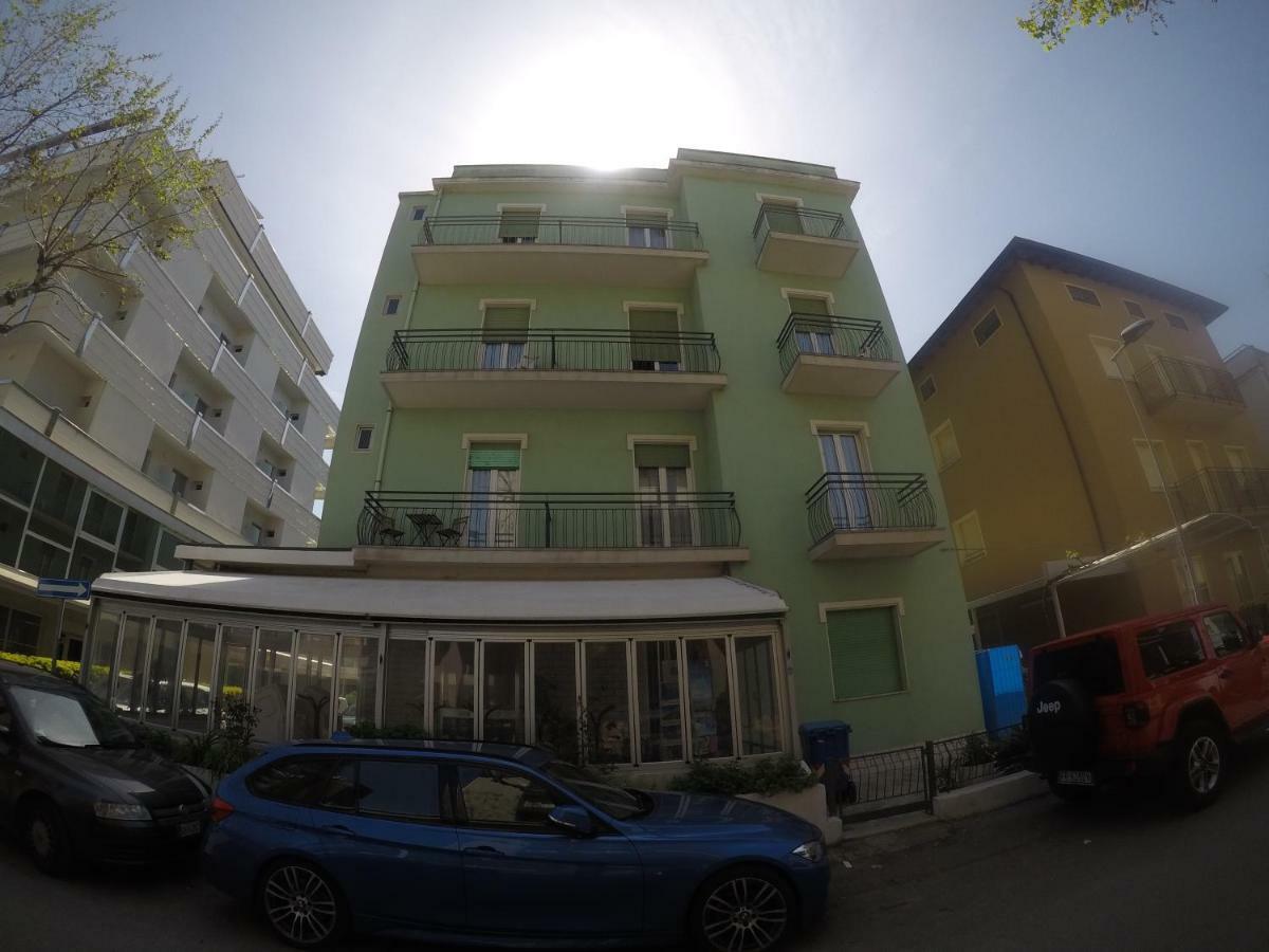 Alevon Hotel Rimini Exterior foto